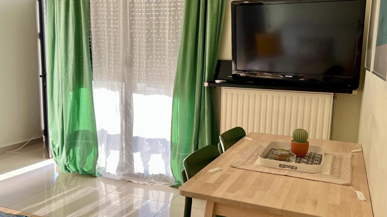100 Meters From The Sea Apartment Ксилокастрон Екстериор снимка
